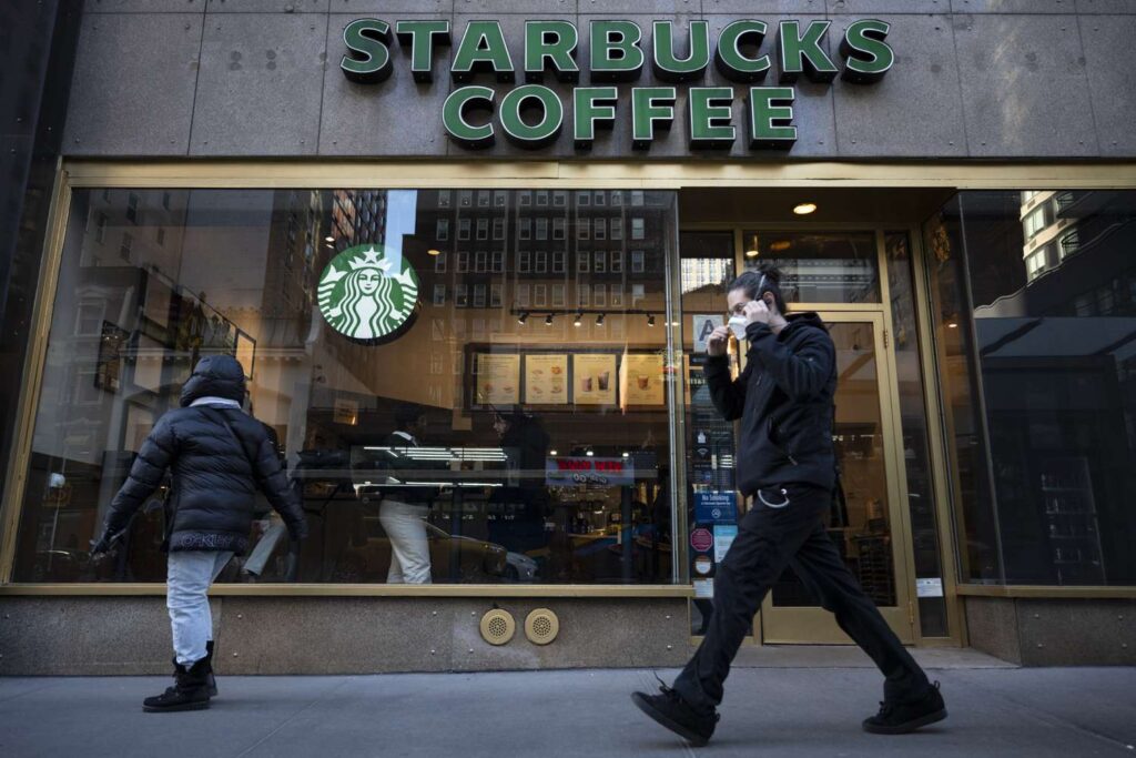 What Analysts Think of Starbucks Stock Ahead of Earnings