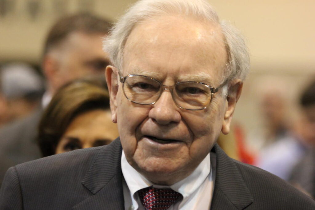 Warren Buffett Sold This Stock, but I Think He's Completely Wrong