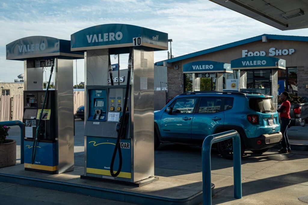 Best Energy Stocks to Watch in February 2025