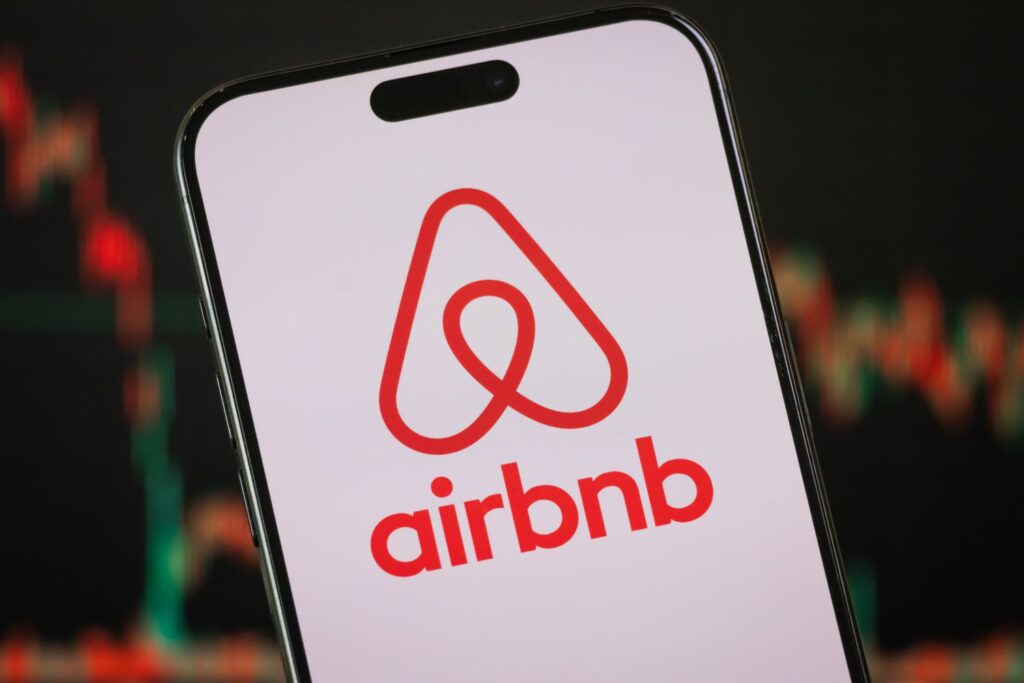 Airbnb Swings to Bigger-Than-Expected Profit, Sending Stock Soaring