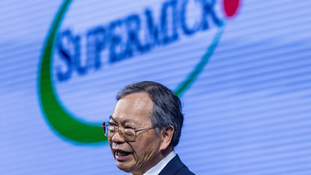 Super Micro files financials ahead of Nasdaq deadline, stock pops 22%