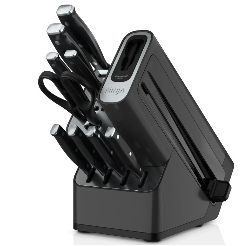 Walmart is selling a $206 10-piece knife set for $119, and shoppers call it 'very sharp'