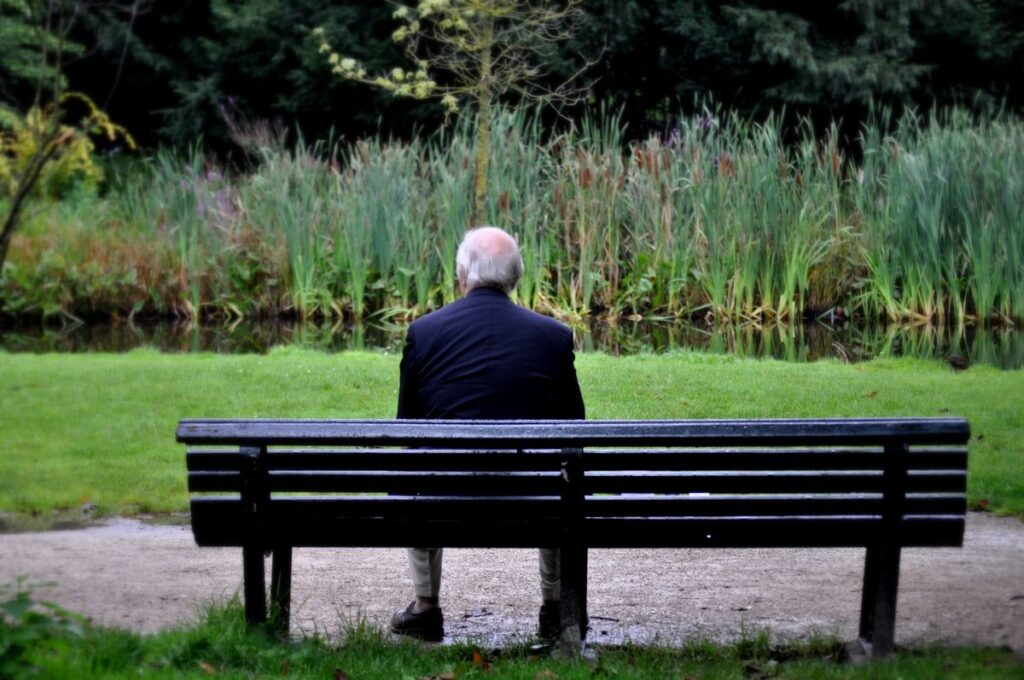 Loneliness a Risk When Retiring Abroad, Says New Study