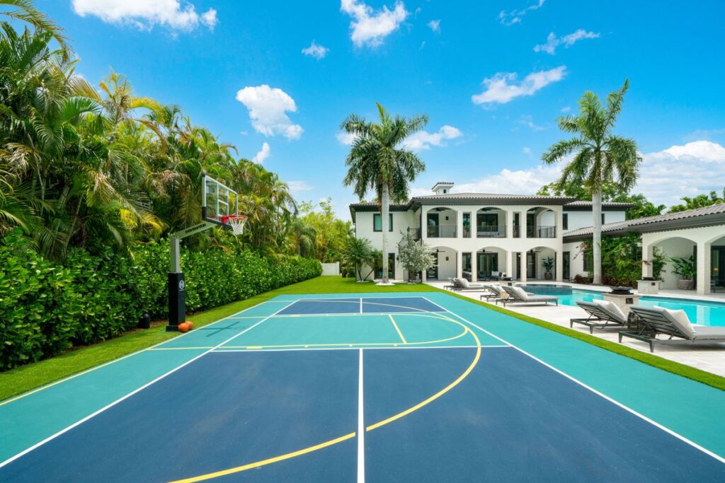 4 Homes for Sale With Basketball Courts