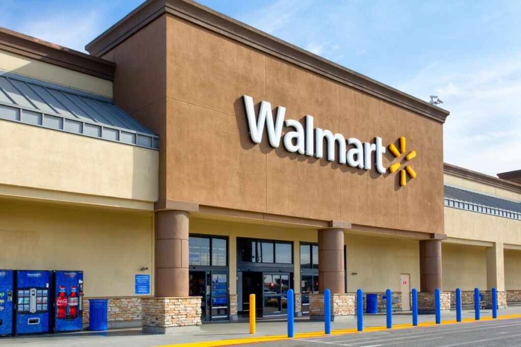 Walmart's Transformative Ways Spark a 100,000% Stock Return