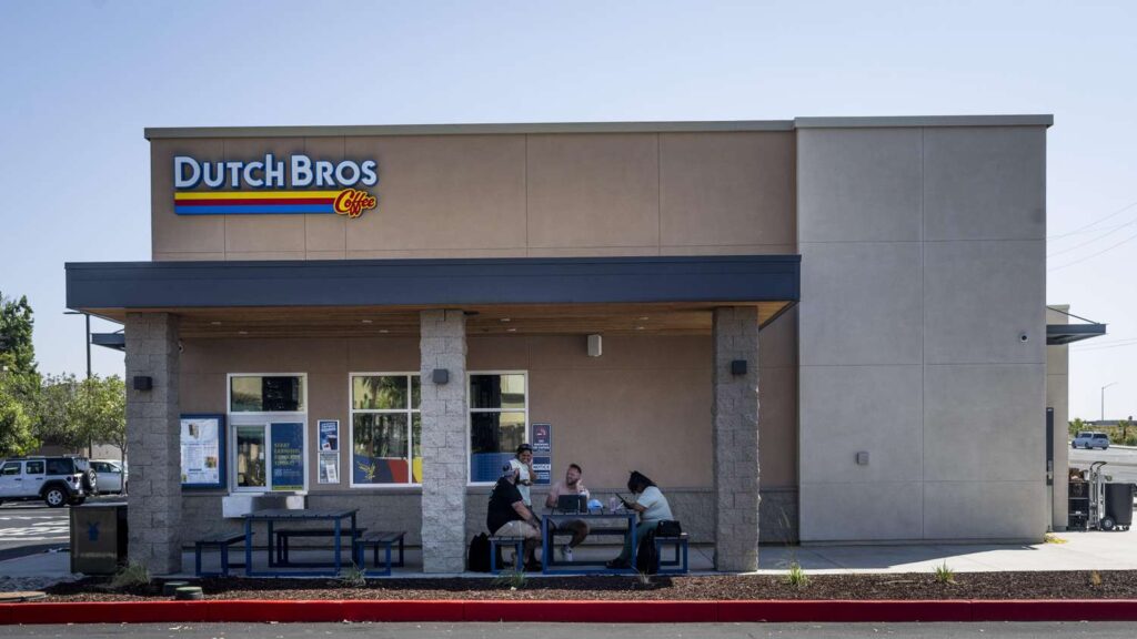 Dutch Bros Stock Surges as Analysts Weigh in Ahead of Investor Day