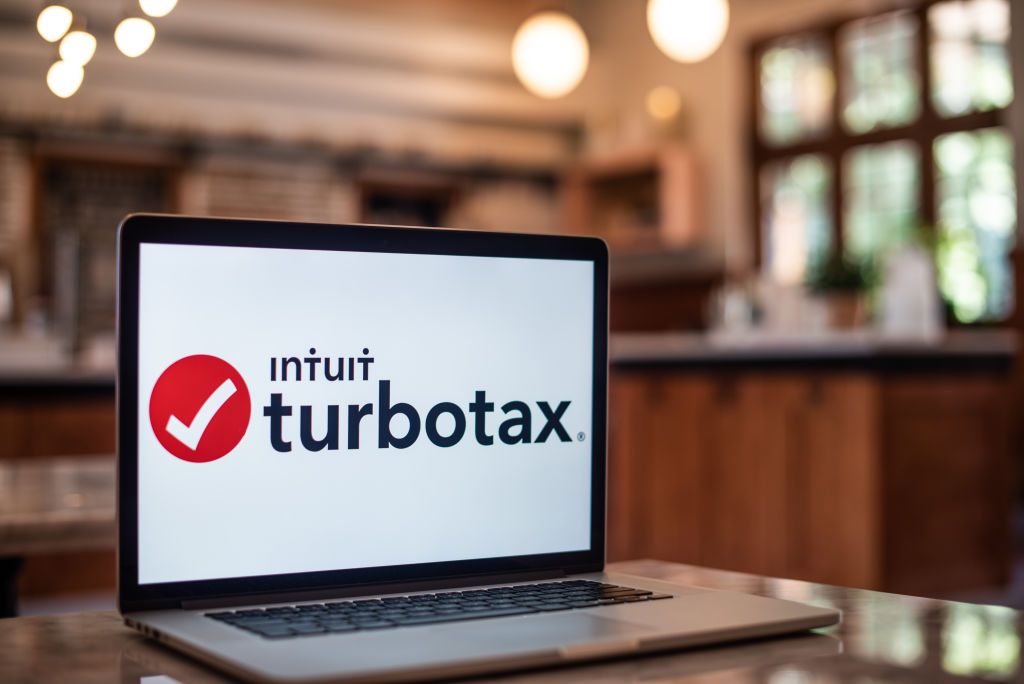 TurboTax: Features, Pricing and Filing Options