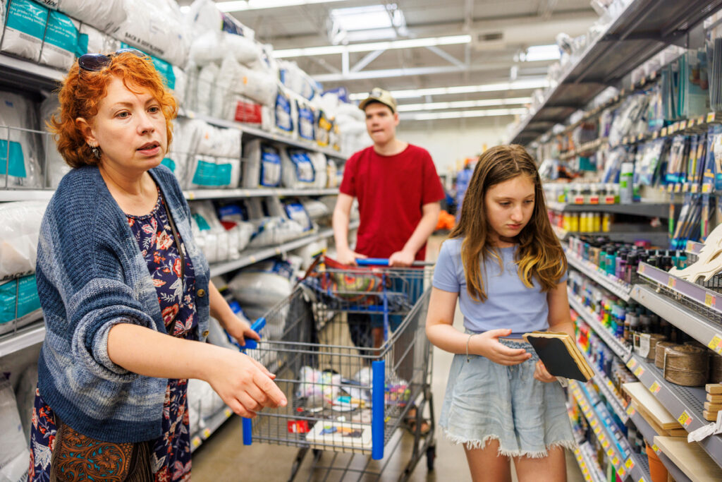 3 Reasons Walmart Is a Must-Buy for Long-Term Investors