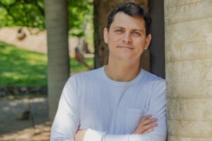 #594: How to Travel on $75 Per Day, with Nomadic Matt Kepnes