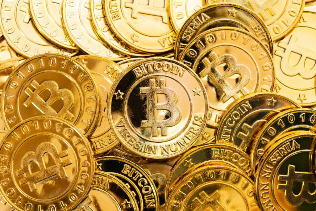 Better Buy: Bitcoin or Gold?