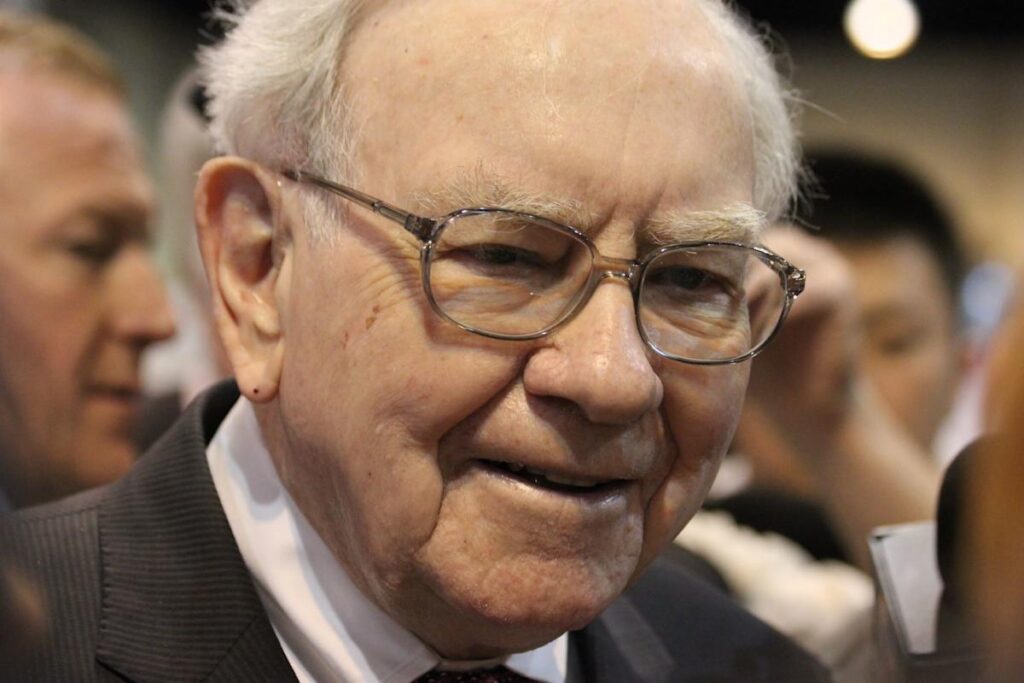 These Were the 5 Biggest Moves Warren Buffett's Berkshire Hathaway Made in Its Most Recent Quarter