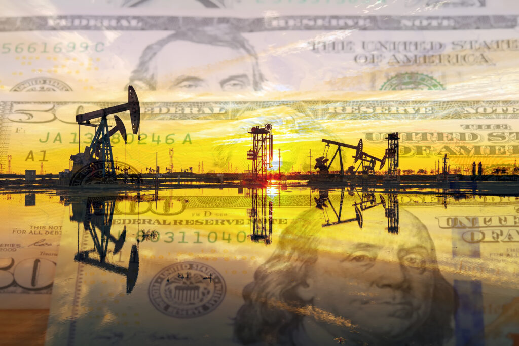 This Top Dividend ETF Loves These Leading Oil Stocks. Should You Buy Them, Too?