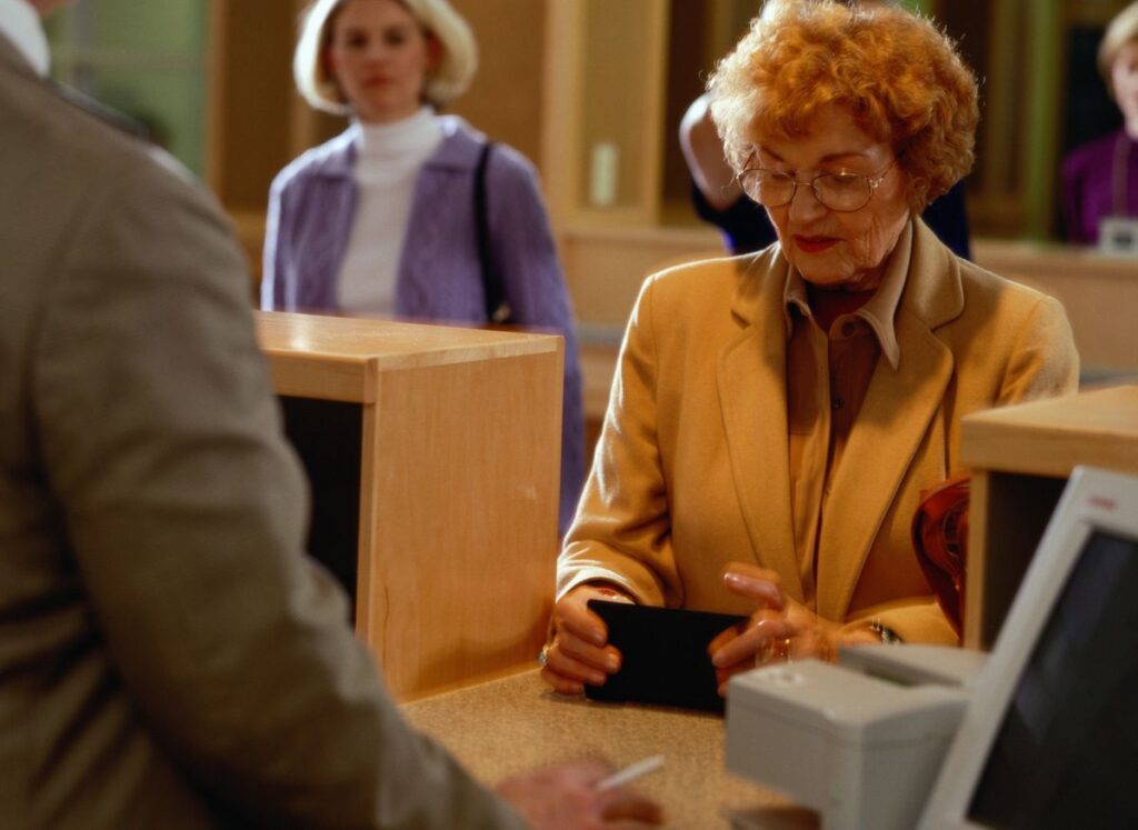 Retirees: Is Your Local Bank Closing? Four Ways to Cope