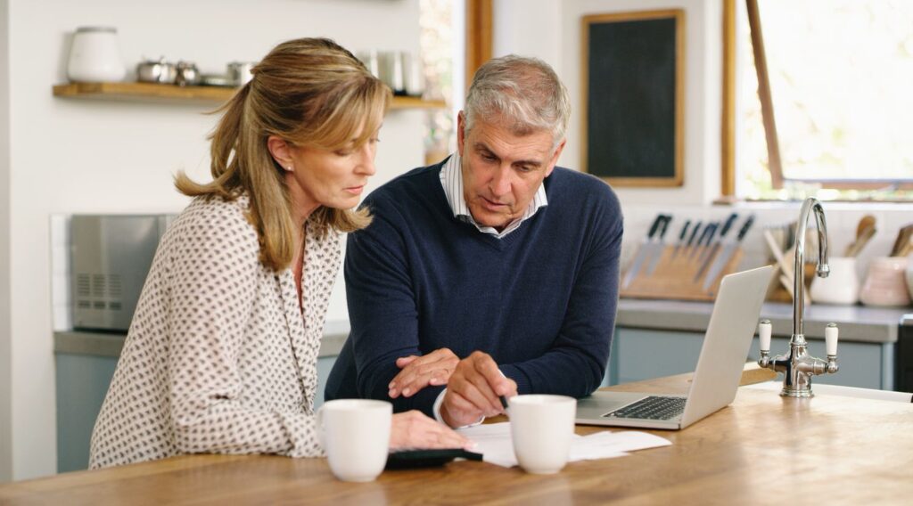 Refinance Rates Inch Up After Retreating All Week