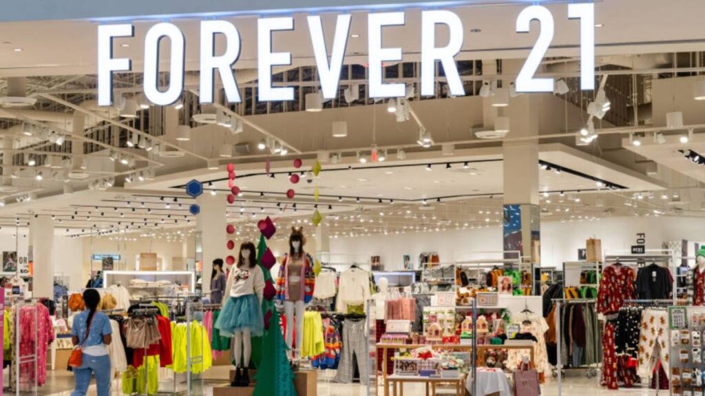 Beloved retail chain bankruptcy, liquidation drives major change