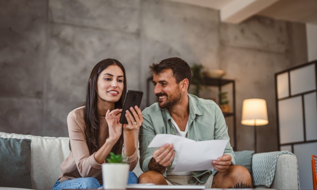 Honeydue App Review: A Free Budgeting Tool for Couples