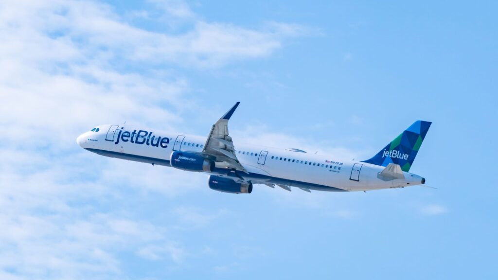 JetBlue to partner with a U.S. airline in coming weeks, president says