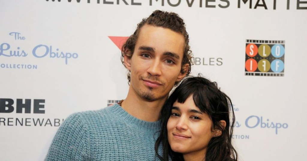Robert Sheehan Girlfriend
