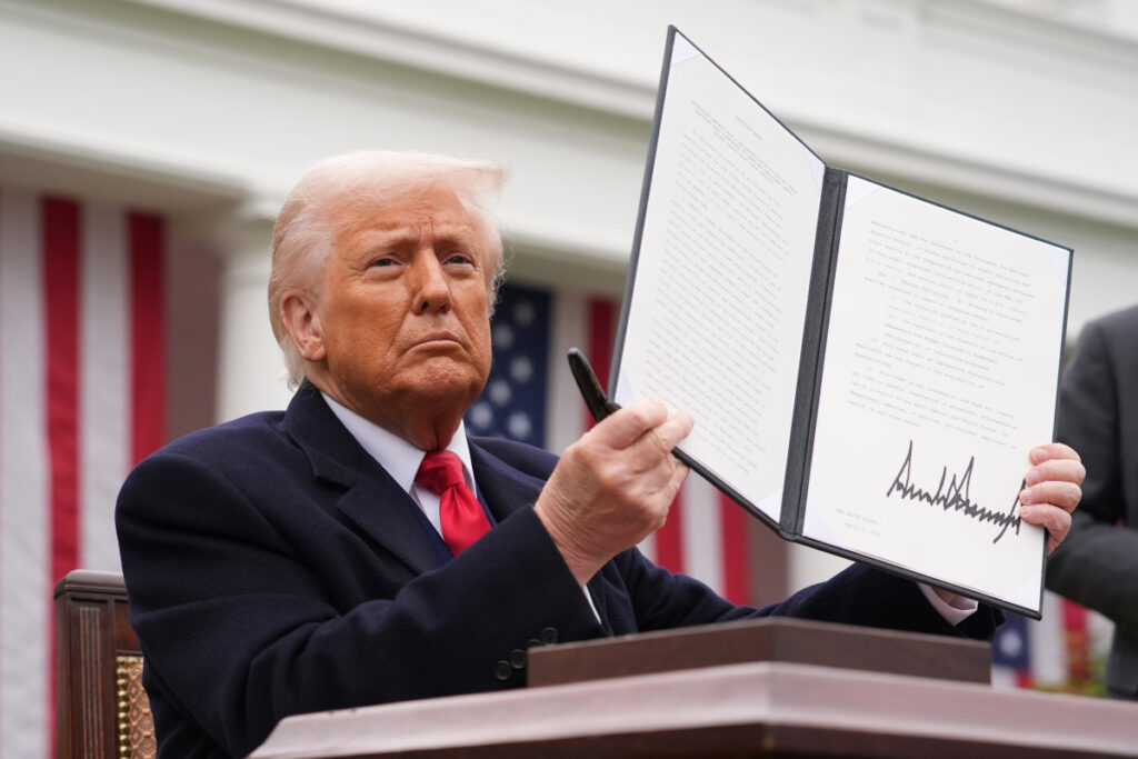 Stock Market Today: Stocks higher as tech powers through tariff confusion