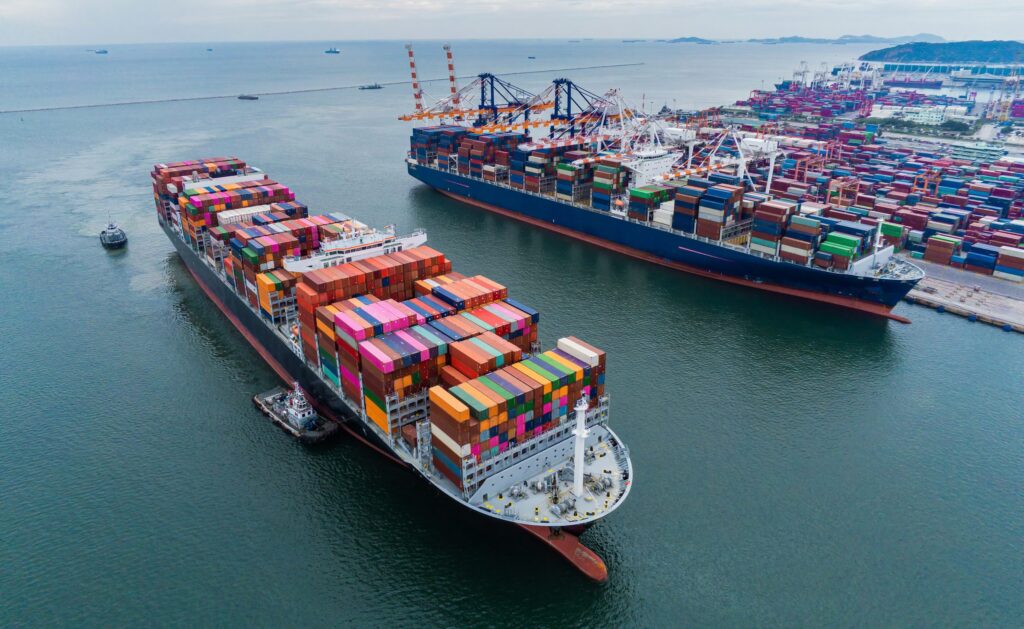 Trump to Impose 10% Tariffs on All Imports; China Faces 34% Levy
