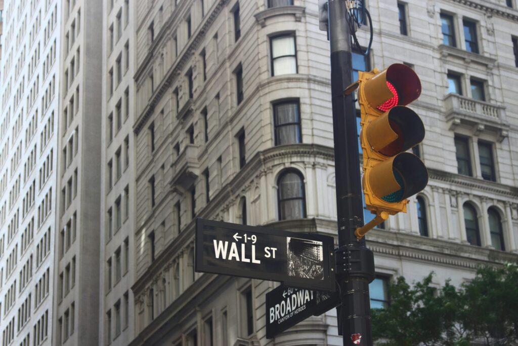 Wall Street Braces for 2025 Bear Market as S&P 500 Teeters
