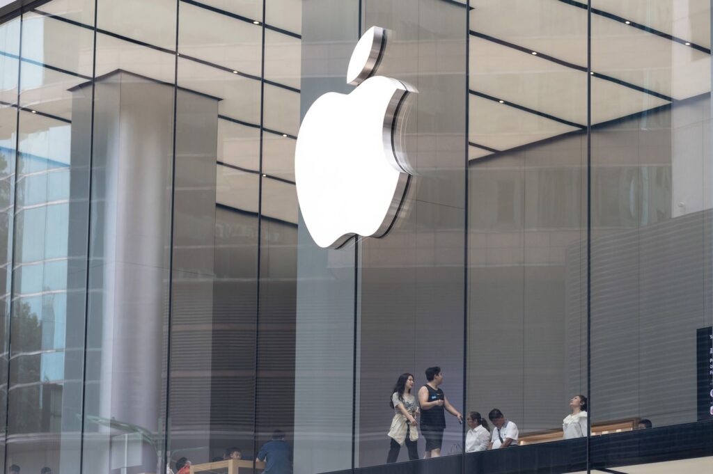 Apple Delivers Better-Than-Expected iPhone Sales, Announces $100B Buyback