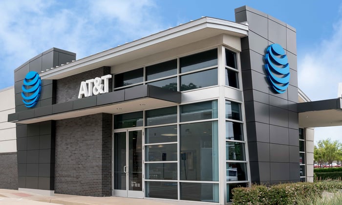 Small AT&T retail store.