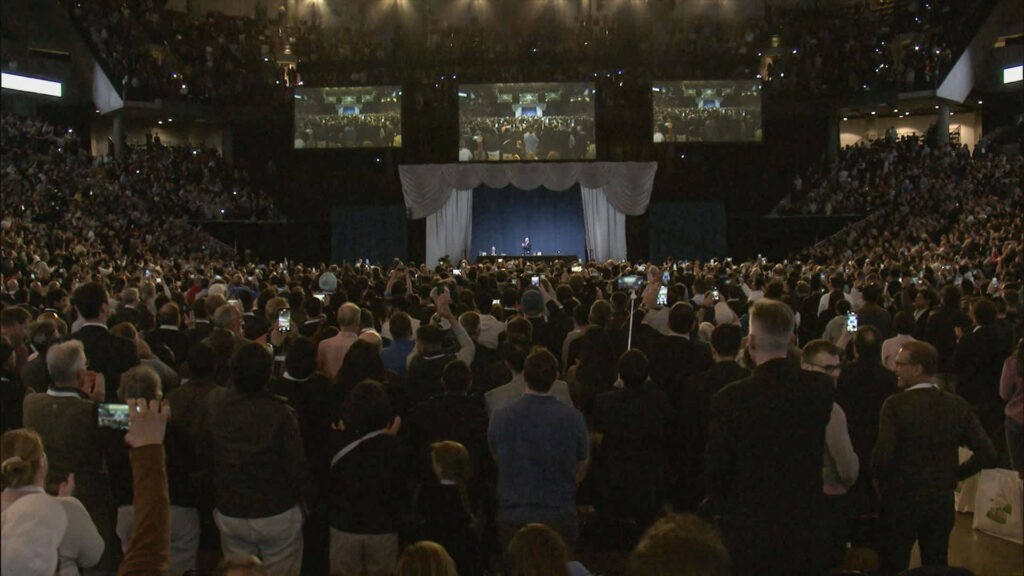 Berkshire shareholders are 'stunned' as Buffett announces plan to step down