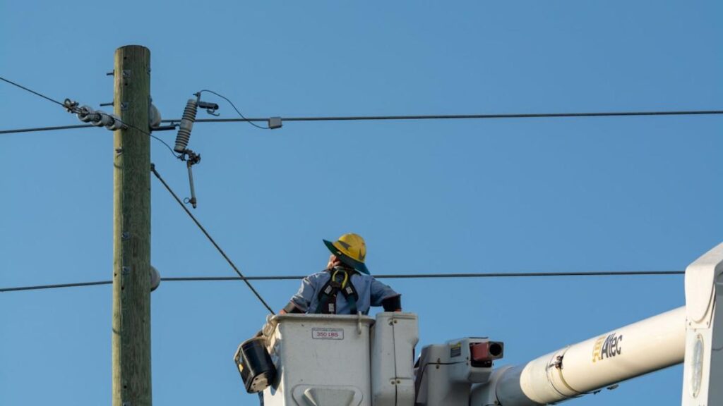 Iraq begins power restoration after outage