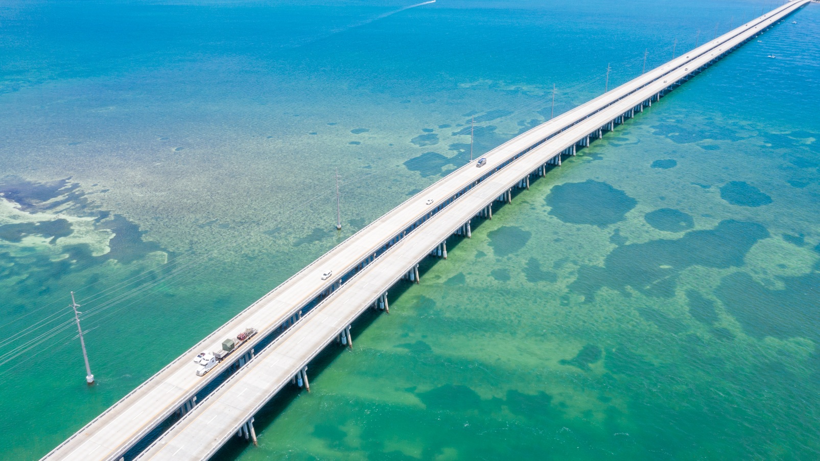 An overhead view of the Florida Keys.