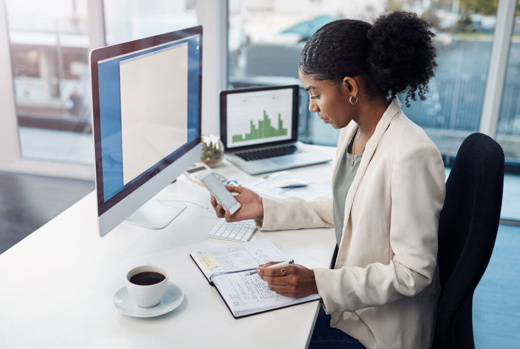 Better Fintech Stock: SoFi Technologies vs. Nu Holdings