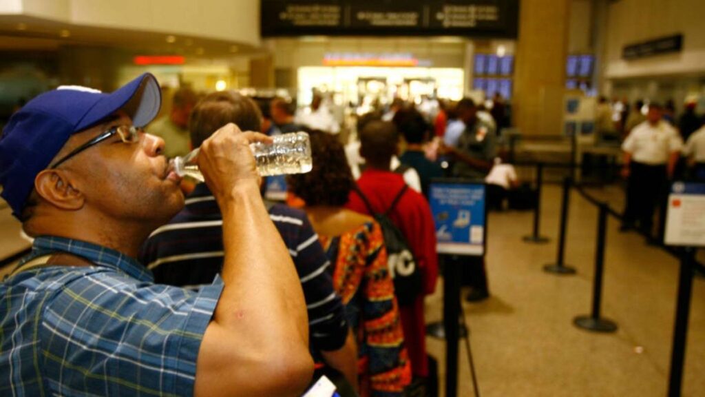Frontier Airlines calls passenger convenience 'kiss of death'