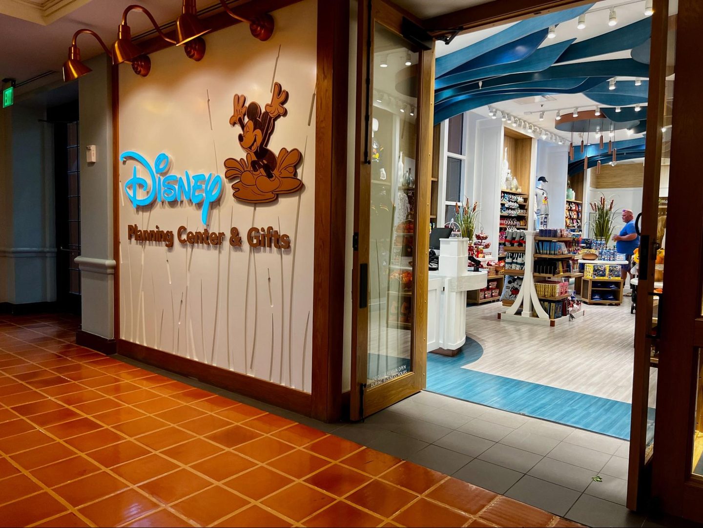 Floor, Flooring, Indoors