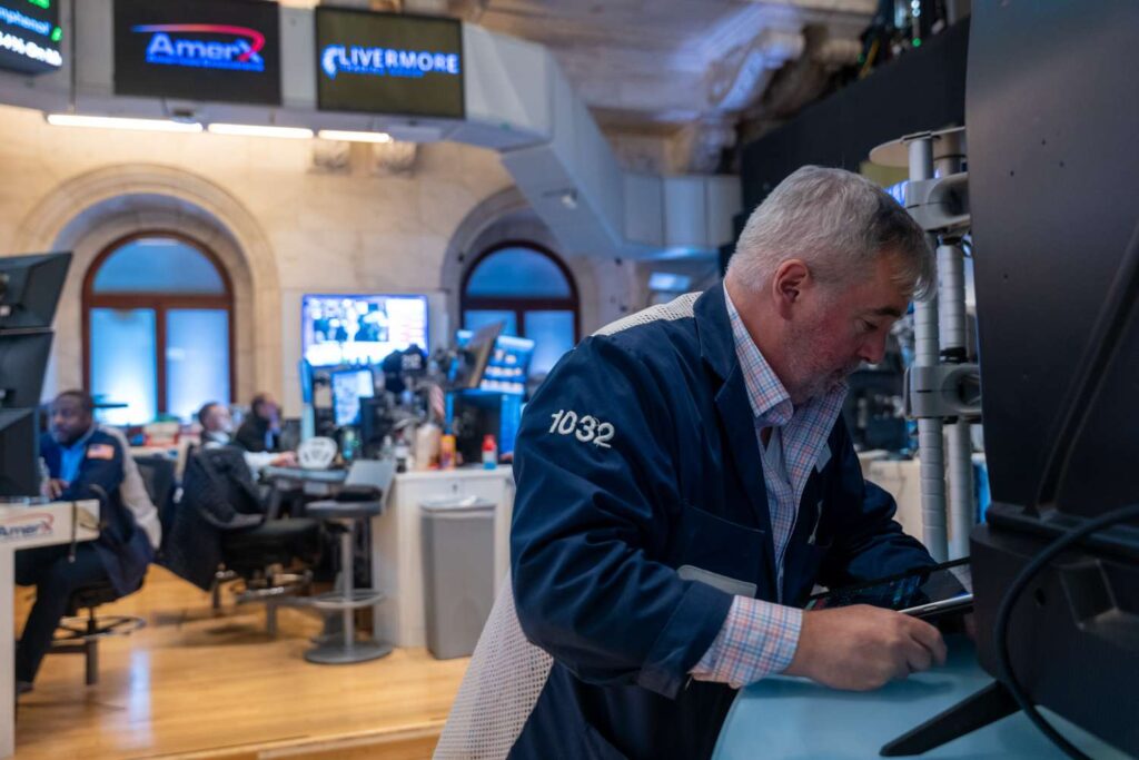 Stocks Jump After Milder-Than-Expected CPI Inflation Reading; Dow, S&P 500, Nasdaq All Set New Records