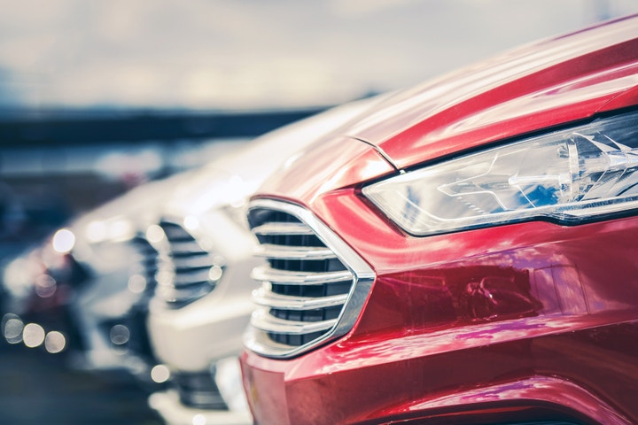 A Dave Ramsey Caller Debates Buying A $40,000 Car Or Investing The Cash. 'You Can't Be Underwater On A Car You Paid Cash For'