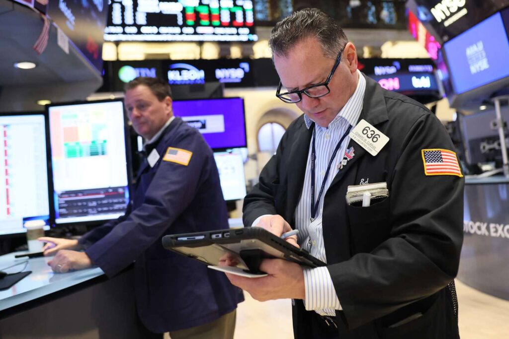 Stock Indexes Reverse Course, Turn Lower as Nvidia-Led Rally Fades; Walmart Jumps on Strong Results, Lifted Outlook