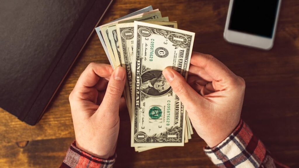 9 Downsizing Tips for the Middle Class To Save on Monthly Expenses