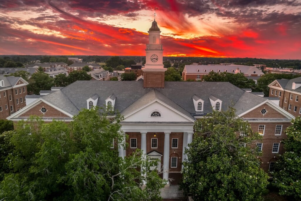 Virginia State University | Photo Credit: Fireandstone