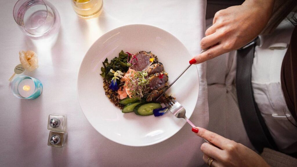 This airline launched a new luxury food menu full of tropical flavors