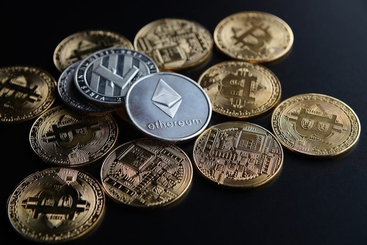 Bitcoin Targets $90,000 Comeback, Shiba Inu Holds Steady, Ethereum Anticipates Increased Volatility, DOGE Eyes $0.20 Breakout