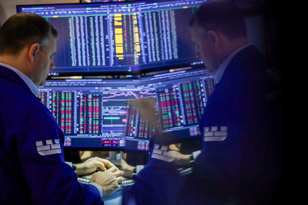 Stock Indexes Rise Further After Sharp Gains; S&P 500 Approaches All-Time High