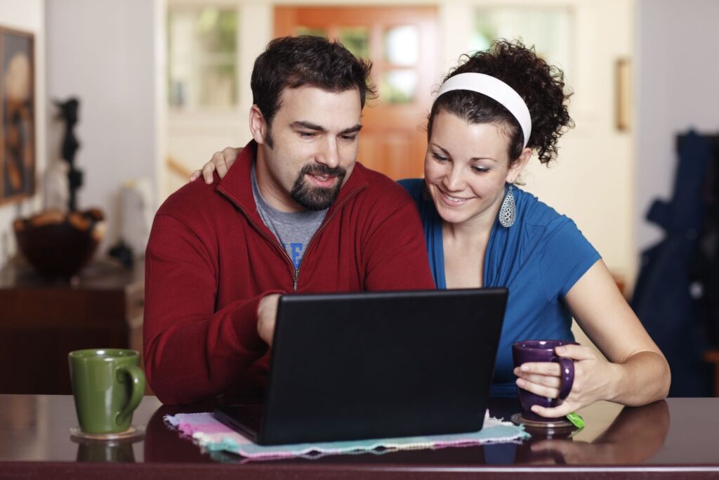 Mortgage Rates Just Dropped to a 15-Month Low. Is It Time To Jump on a Rate Lock?