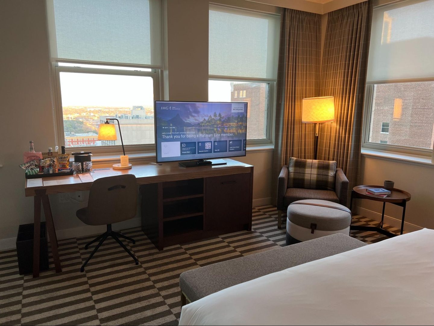 Furniture, Lamp, Computer Hardware