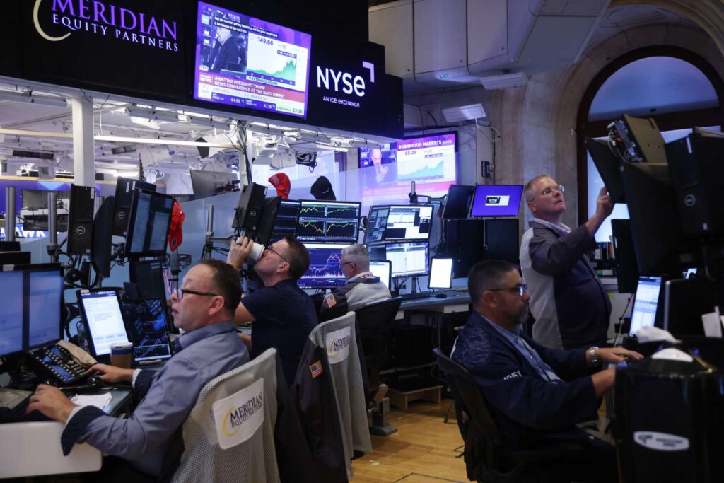 Stocks Drop as Microsoft, Software Shares Weigh on Nasdaq, S&P 500; Gold, Silver Set Fresh Records, Then Pull Back