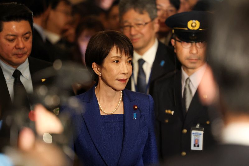 Analysis-A crisis of confidence in the yen looms over Japan PM Takaichi's election gamble