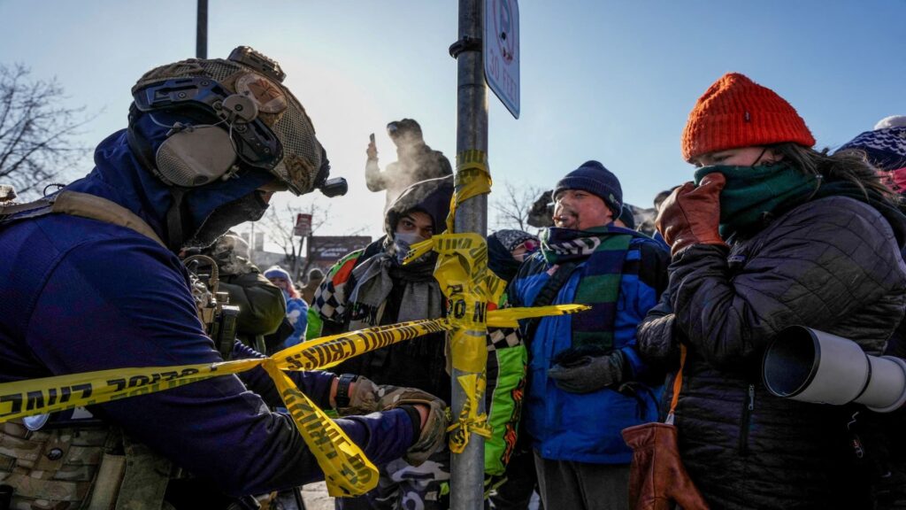 Gov. Walz calls on Trump to halt ICE operations in Minnesota after fatal shooting