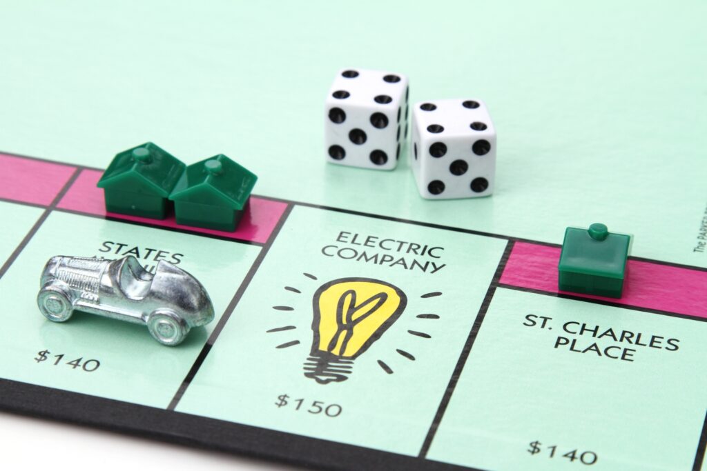 Utility CEFs: UTG Outshines DNP With Lower Leverage But Better Returns