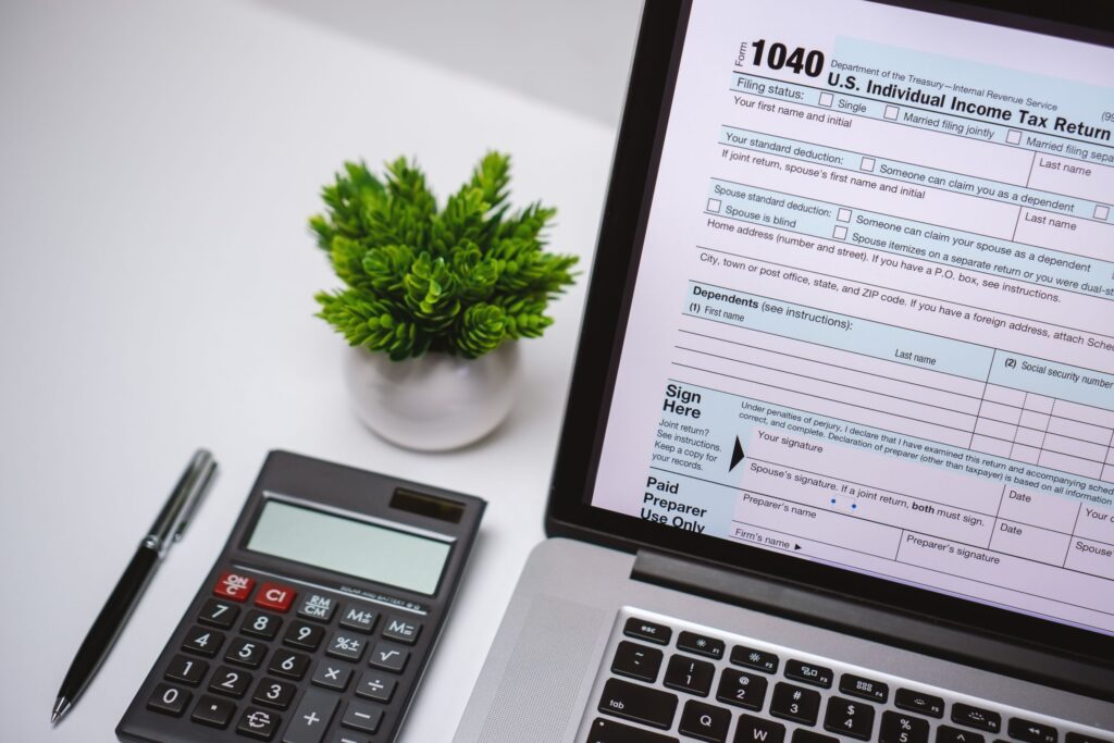 Should You Do Your Own Taxes This Year or Hire a Pro?