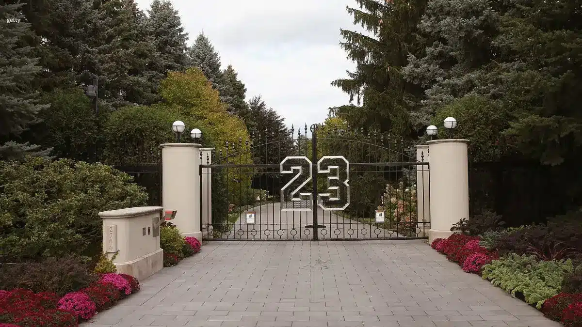 Michael Jordan's enclosed front yard with gate