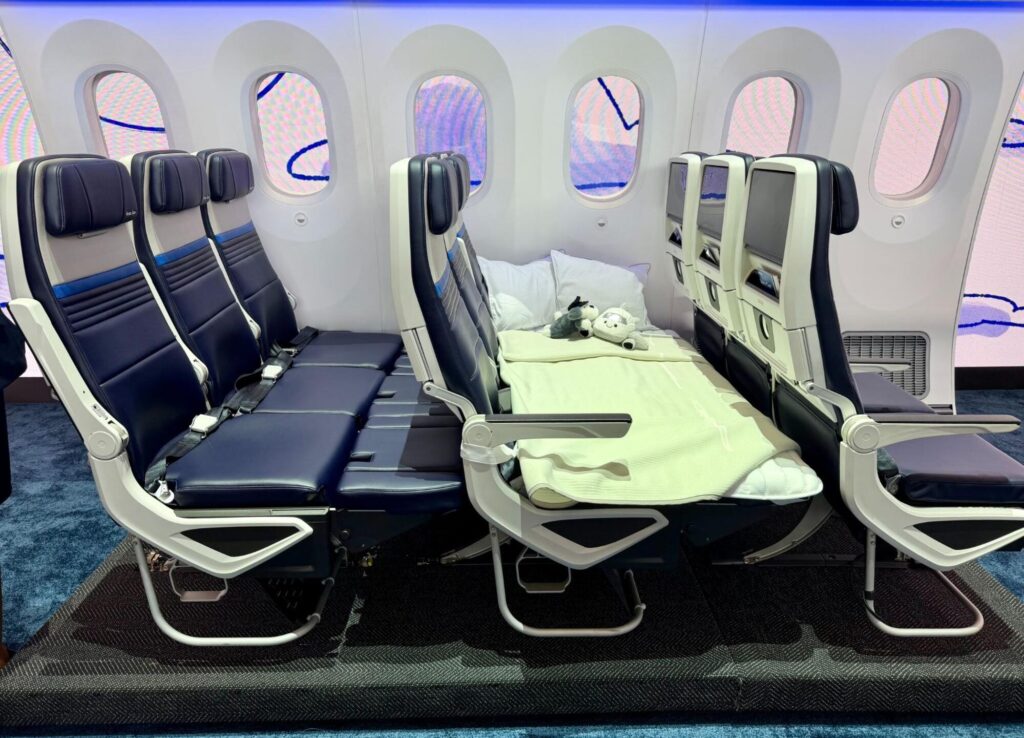 United Relax Row: How It Works